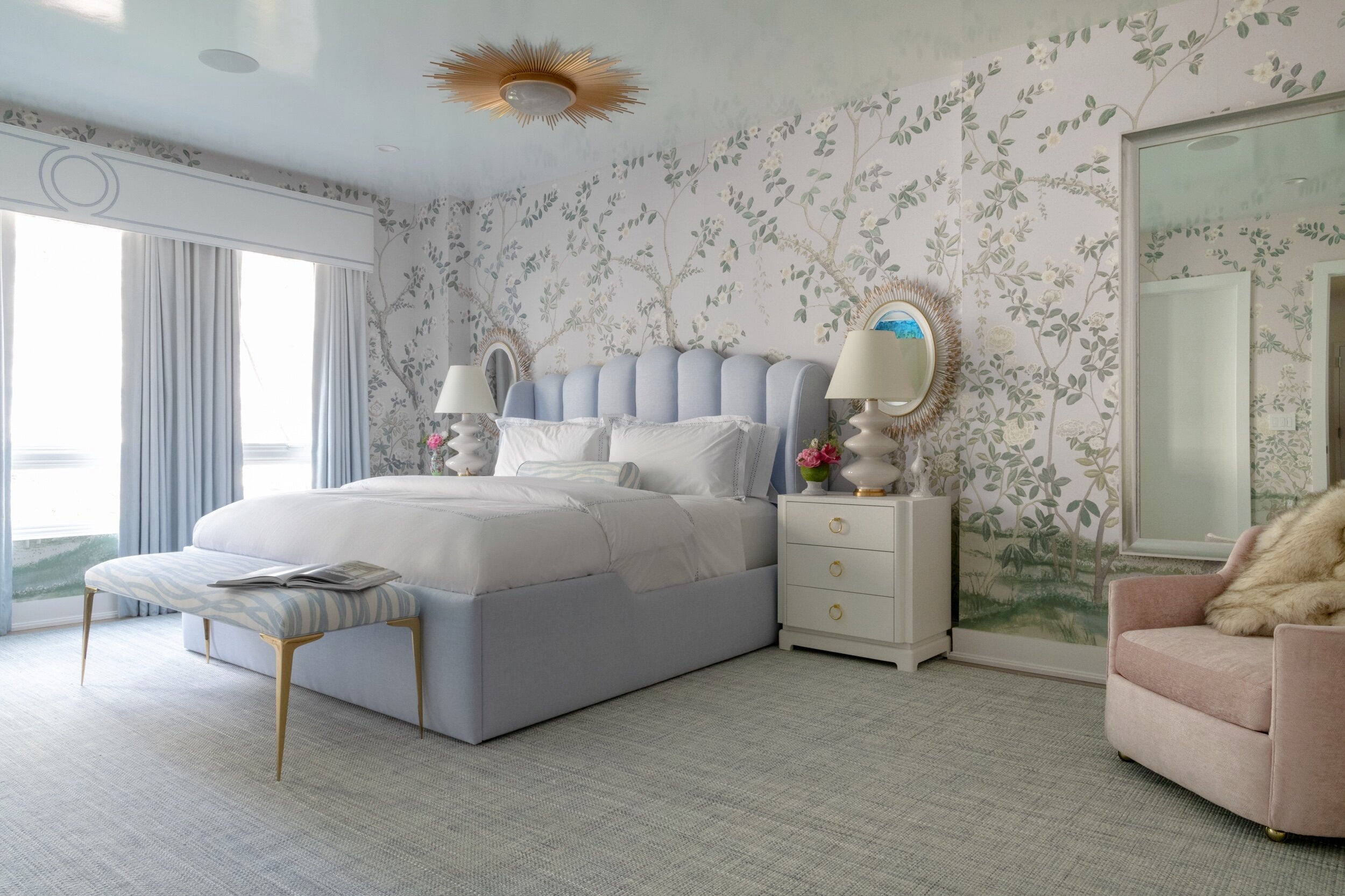 Pavel Chiffon White Side Table