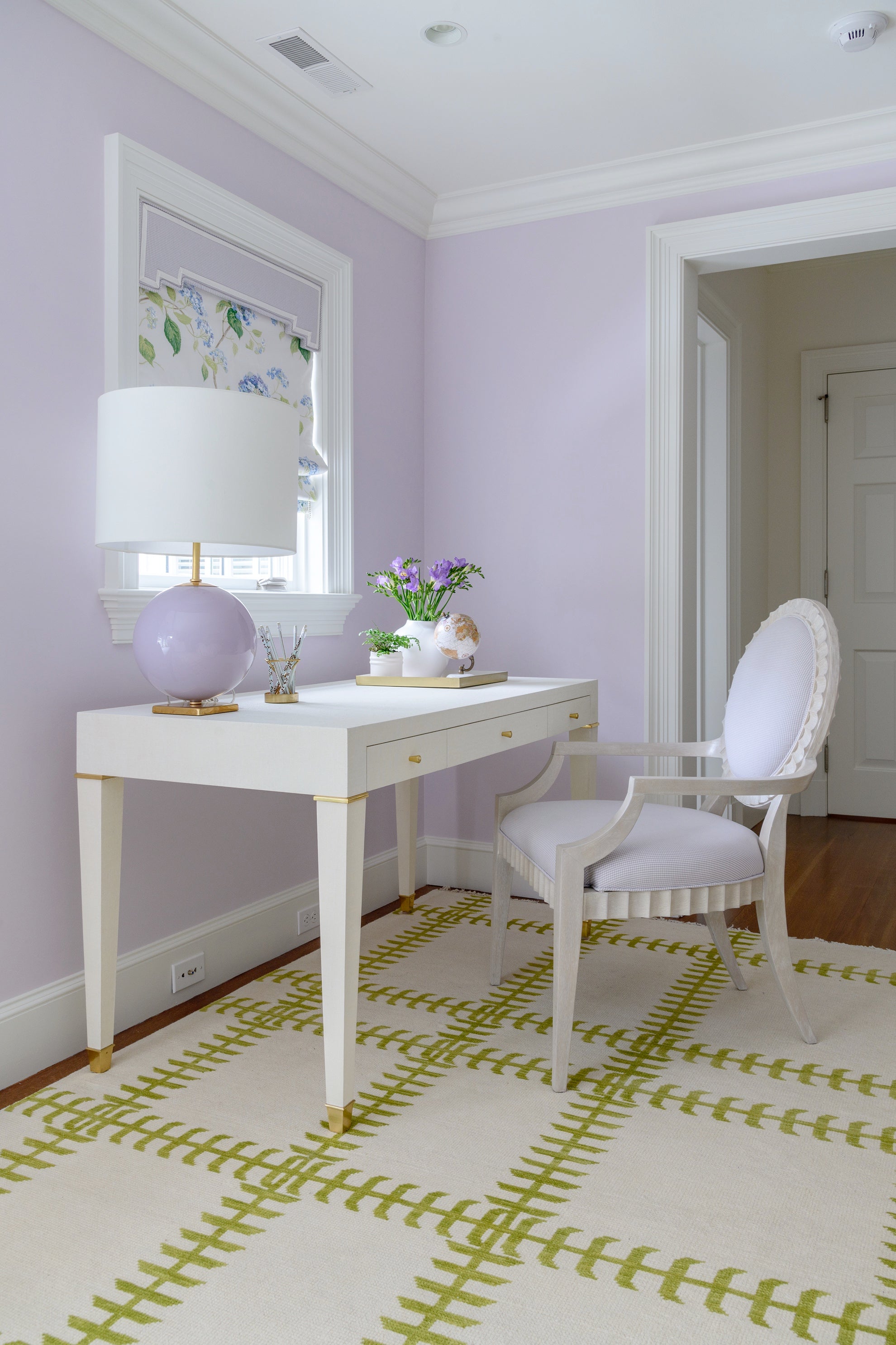 Claudette Desk